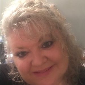 Meet your Posher, Rhonda